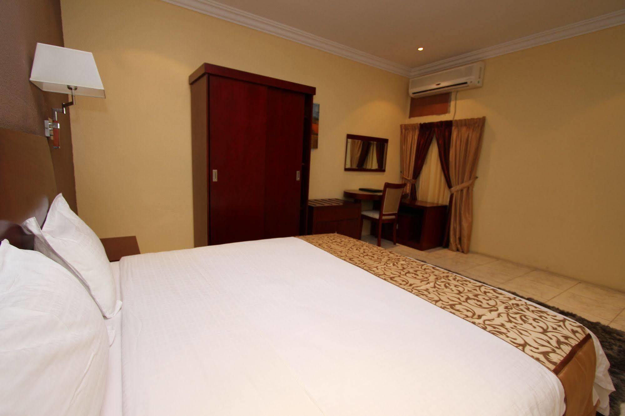 Raoum Inn Khafji Southern Bagian luar foto
